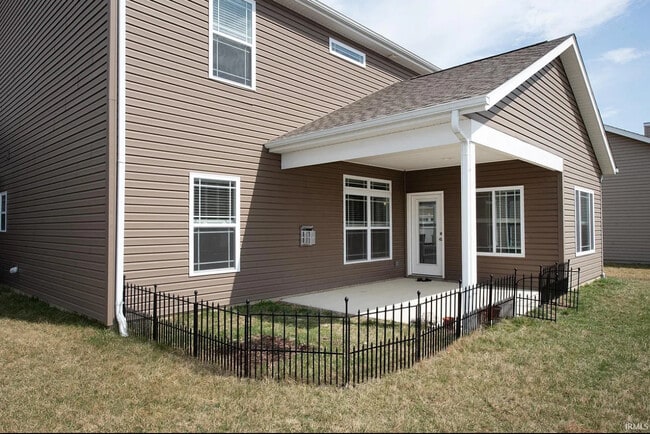 Building Photo - 2855 Needletail Dr
