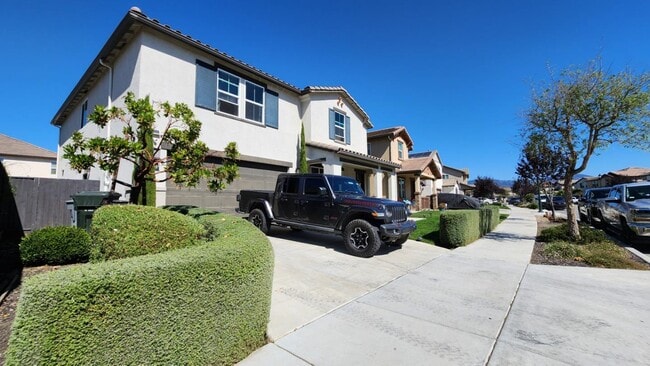 Building Photo - 1280 Palermo Dr