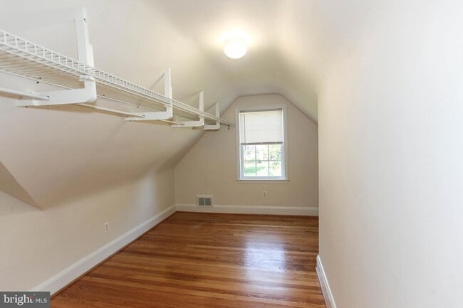 Building Photo - 3263 St Johns Ln