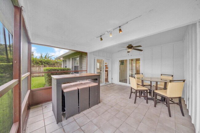 Building Photo - 1350 Riverside Cir