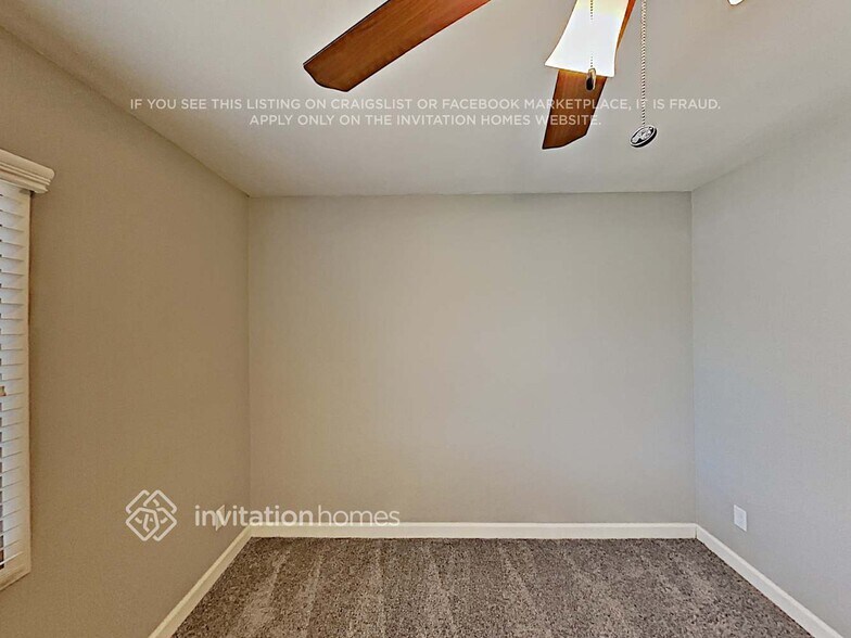Building Photo - 810 E Todd Dr
