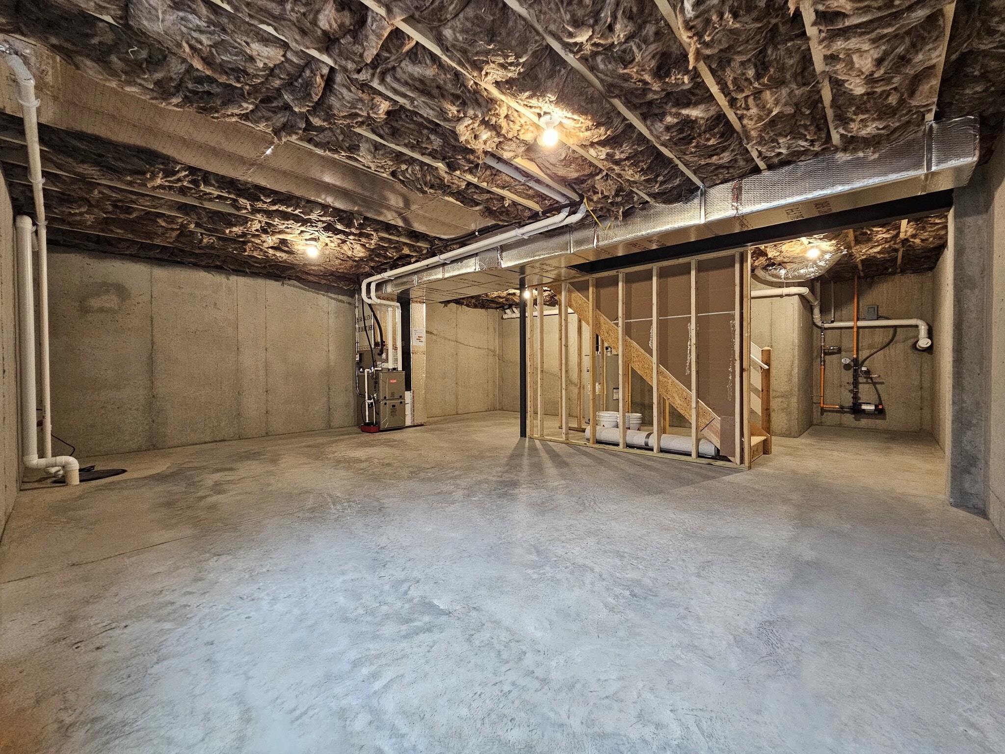 Building Photo - 121 Magnolia Dr