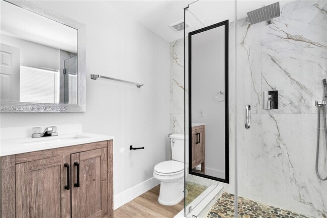 Building Photo - 14970 Leisure Dr