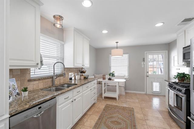 Building Photo - 10615 Larchfield Ln