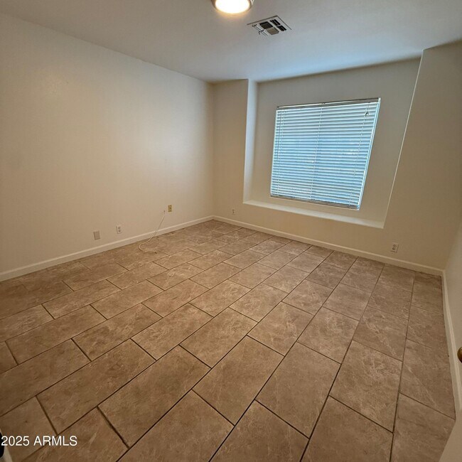 Building Photo - 8172 W Citrus Way