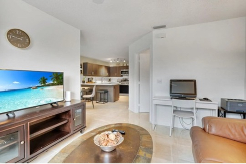 Building Photo - 22759 Mandeville Pl