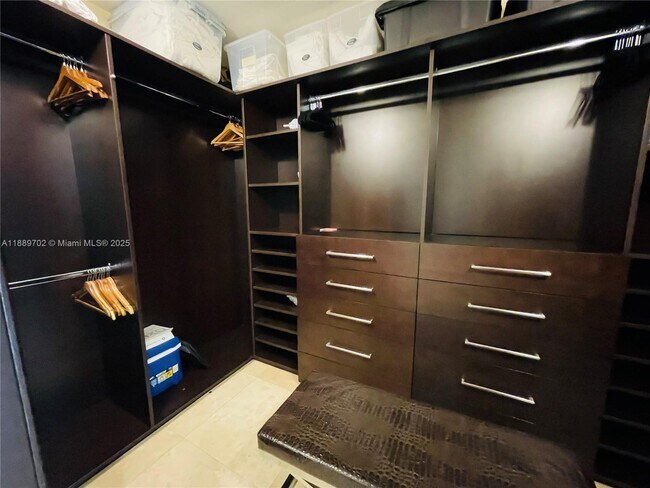 Building Photo - 16400 Collins Ave