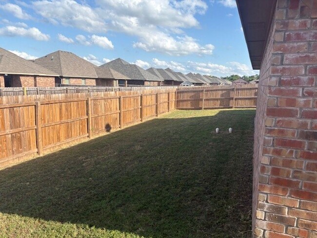 Building Photo - Great home located in Cache, OK. Mountain ...