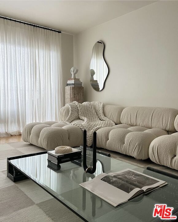 Building Photo - 1230 Horn Ave