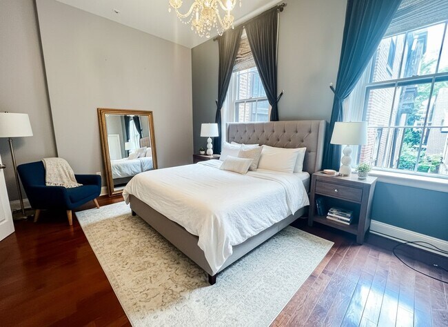 Building Photo - 1619 Spruce St