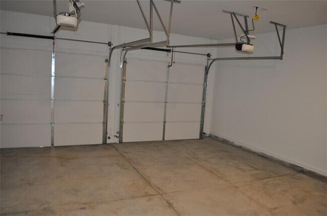 Building Photo - 5830 Flint Ln