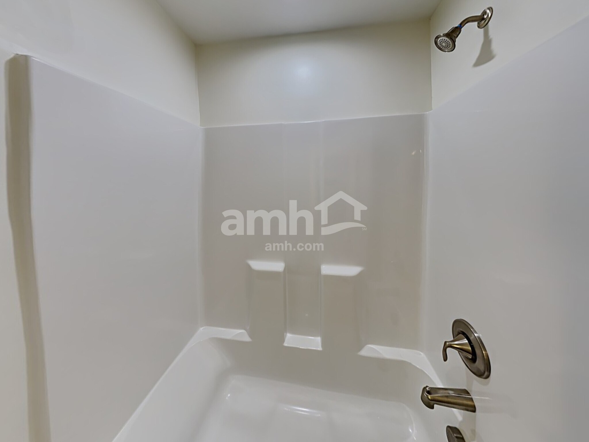 Building Photo - 2134 Laurel Vlg Cir