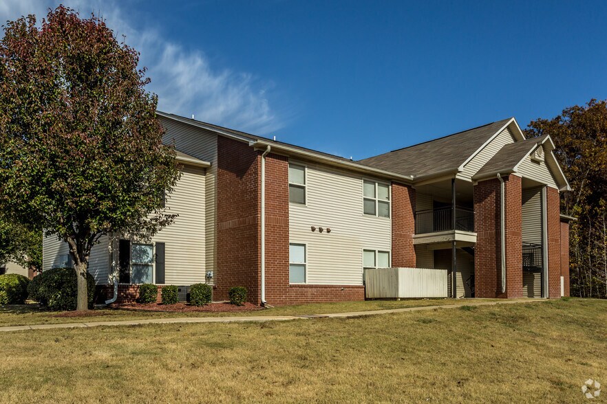 Chapel Ridge Apartments 1085 Holiday Dr Forrest City AR 72335