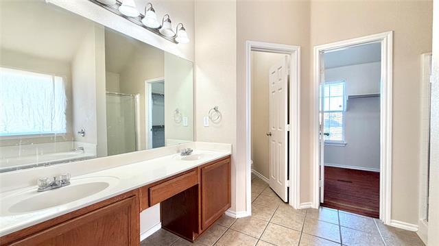 Building Photo - 1648 Northview Dr