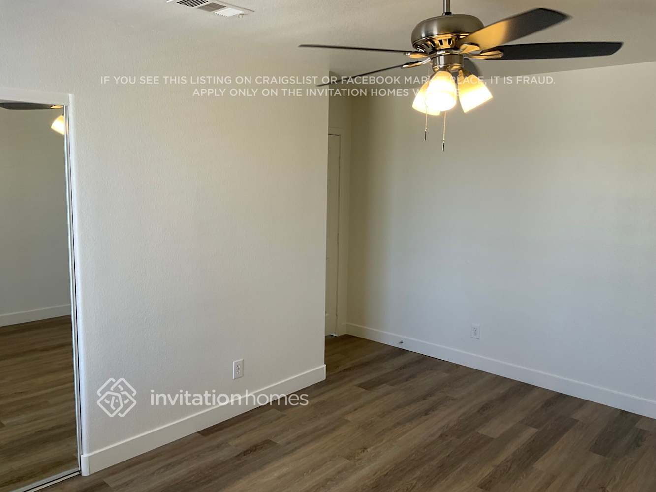 Building Photo - 3320 Twin Bridges Ct