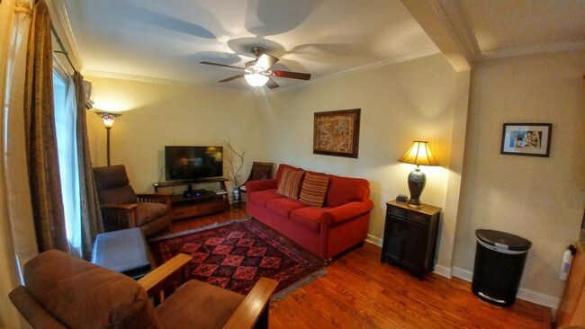 Building Photo - 311 A St NE