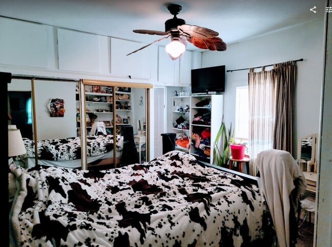 Building Photo - 646 S Coleman St