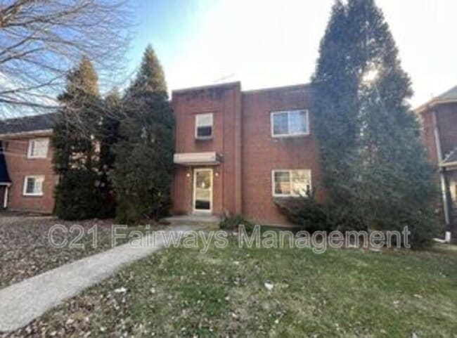 Primary Photo - 306.5 Lenox Ave