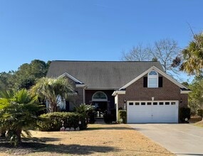 Building Photo - 338 Camden Cir