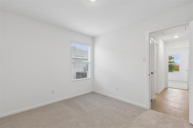 Building Photo - 3009 Tooley Dr