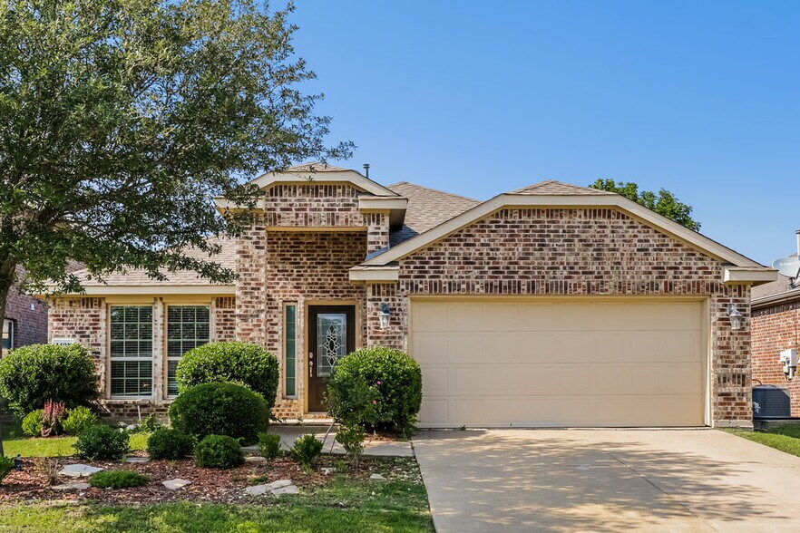 Primary Photo - 1108 Lubbock Ln