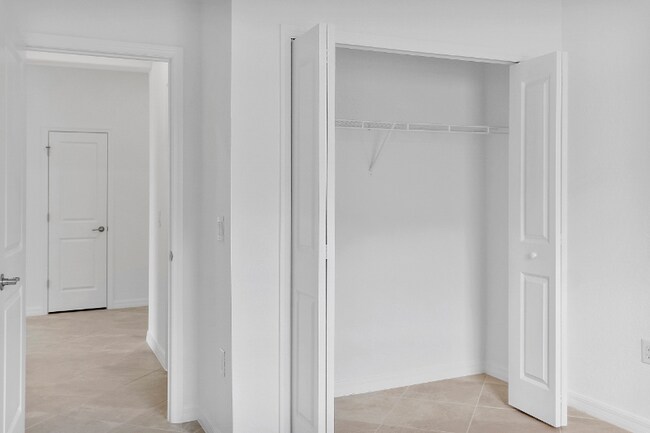 Building Photo - 14649 Palamos Cir