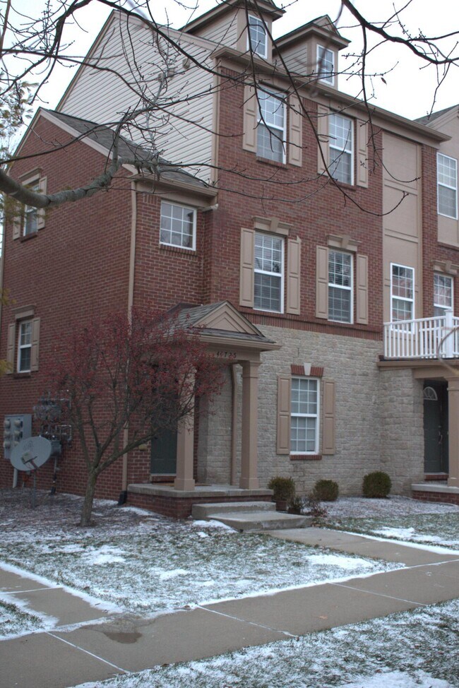 Building Photo - 44725 Ellery Ln