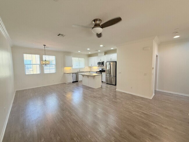Building Photo - Beautiful Lake San Marcos Home - Offered b...