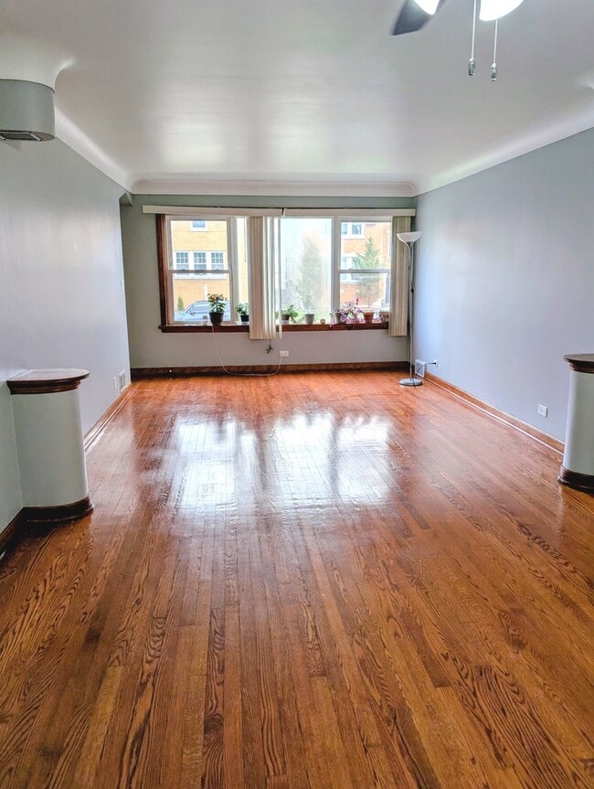 Building Photo - 1628 Euclid Ave