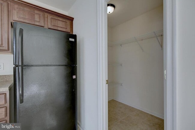 Building Photo - 40 Mustang Dr
