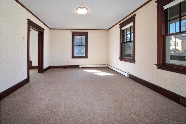 Building Photo - 29 Cumberland St