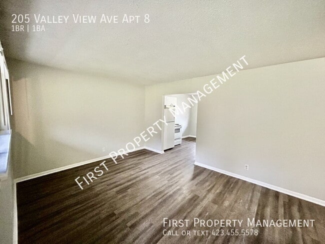Building Photo - 205 Valley View Ave