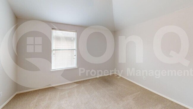 Building Photo - 2208 Lanshire Dr