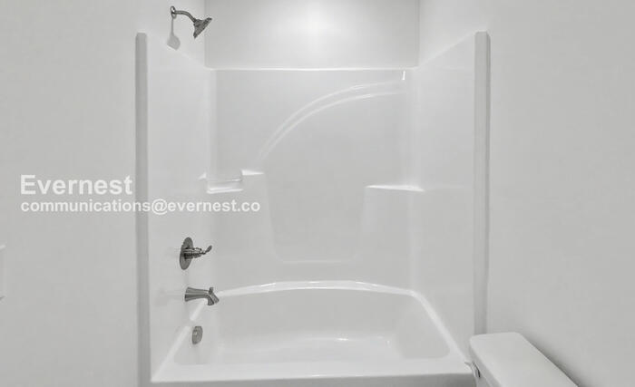 Building Photo - 12084 Chilly Dr