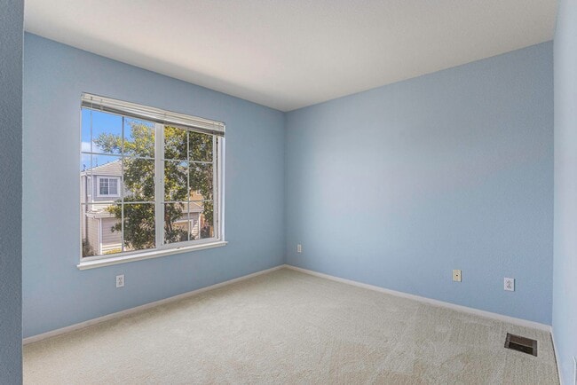 Building Photo - 119 Orr Rd