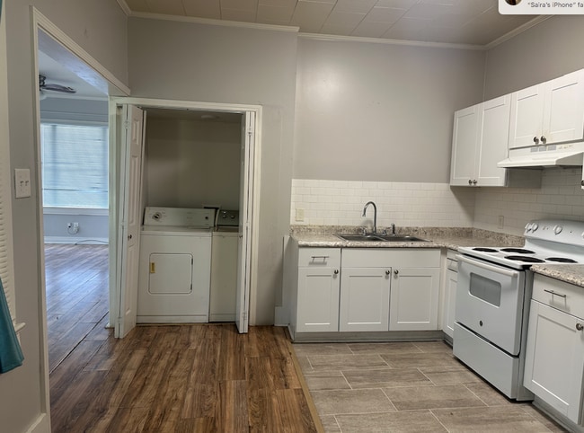 Building Photo - 2 Bed 1 Bath Home for Rent