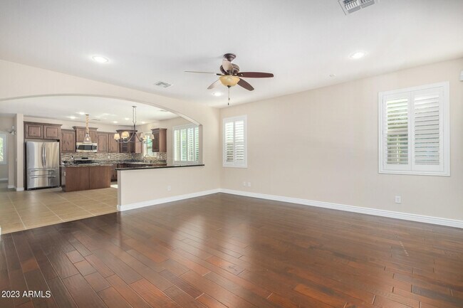Building Photo - 4010 E Expedition Way