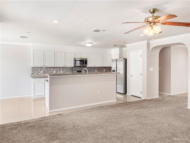 Building Photo - 20 Kilgore Ave