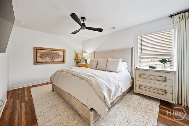 Building Photo - 1060 Cobblestone Ln