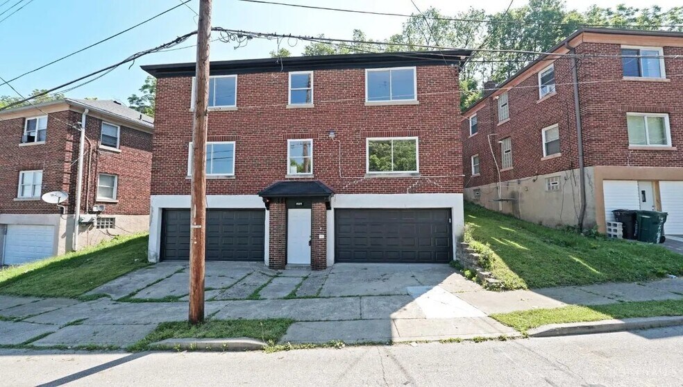 Building Photo - 2992 W McMicken Ave