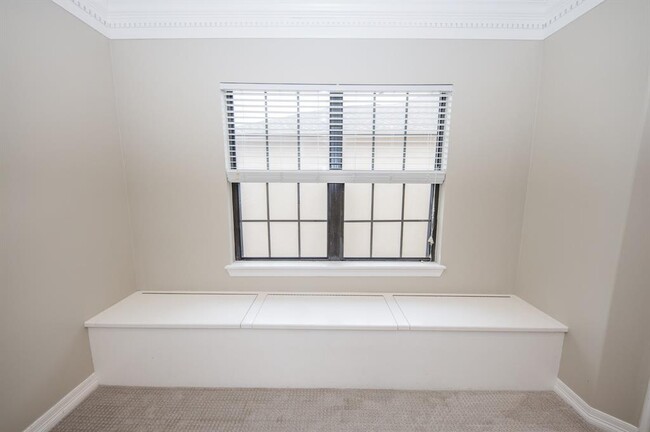 Building Photo - 3515 Durness Way