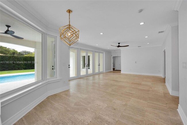 Building Photo - 1251 Anastasia Ave