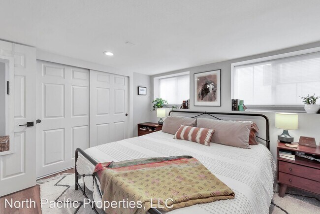 Building Photo - 3 br, 2 bath House - 928 N 90th Street