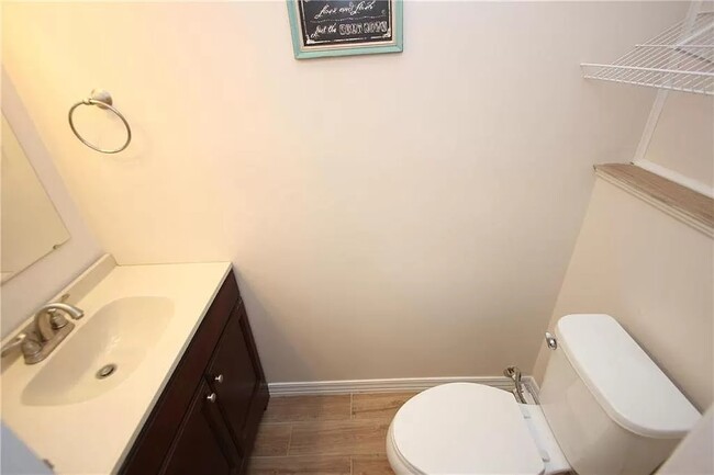Building Photo - 1467 Grandview Dr