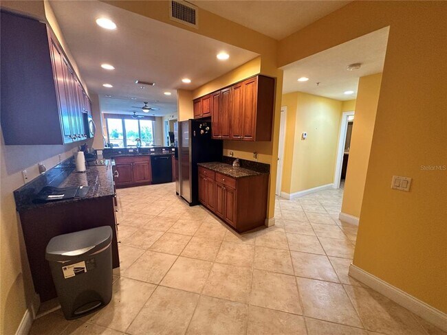 Building Photo - 611 Riviera Dunes Way