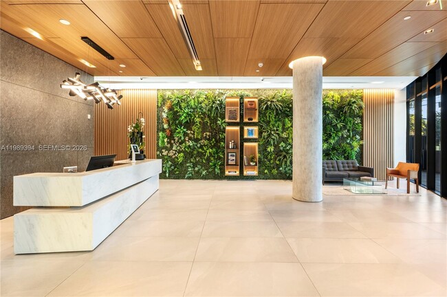 Building Photo - 3156 SW 27th Ave