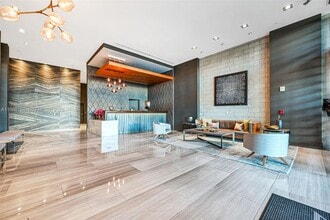 Building Photo - 3451 NE 1st Ave