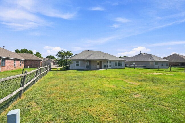 Building Photo - 11268 S 275th E Ave