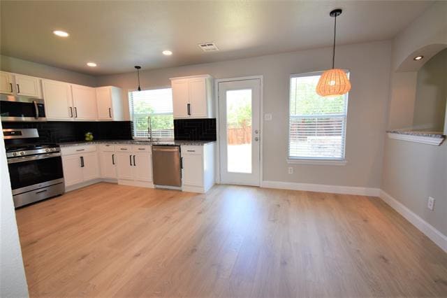 Building Photo - 9328 Warren Dr