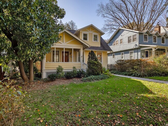 Building Photo - Charming, Renovated Bungalow in NW DC Tenley Area